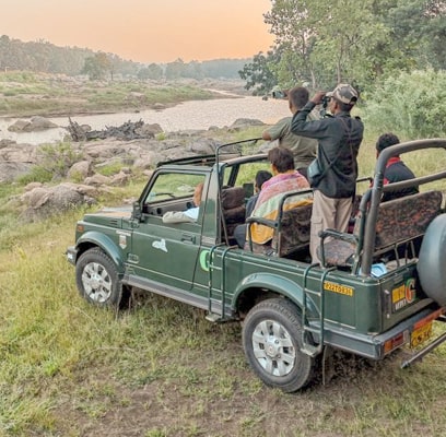 pench safari zones